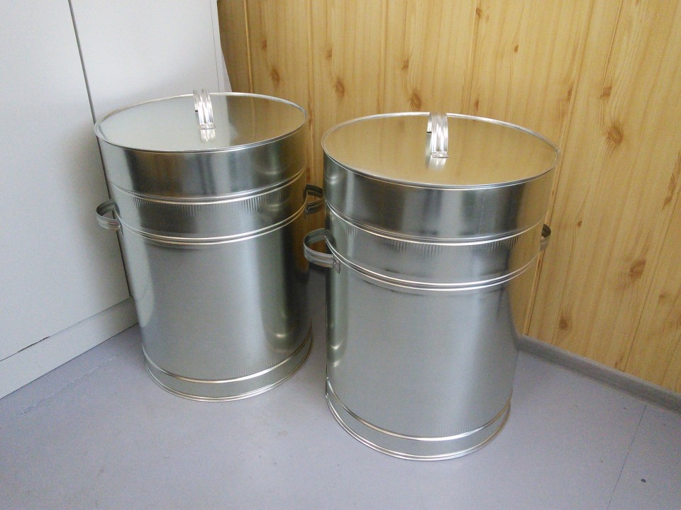 Металлический контейнер для сбора, накопления и транспортирования компактных ртутьсодержащих ламп типа ЛБ20