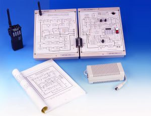 Набор для изучения аналоговых устройств радиосвязи